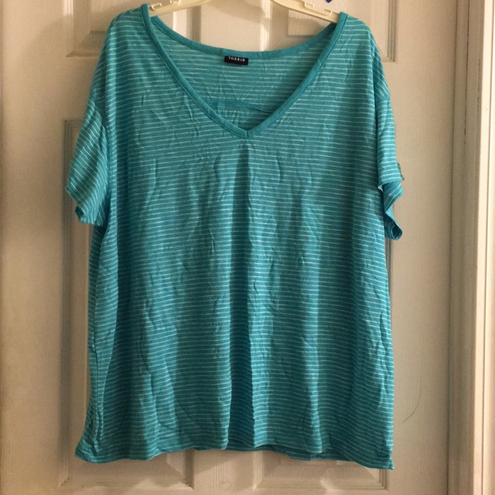 ❤️ Basic tee!